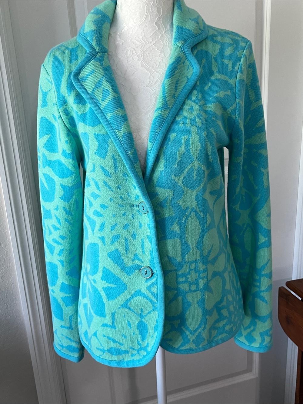 Isaac Mizrahi Live ! Turquoise and Mint Knit Blazer Notched Lapel Logo Buttons